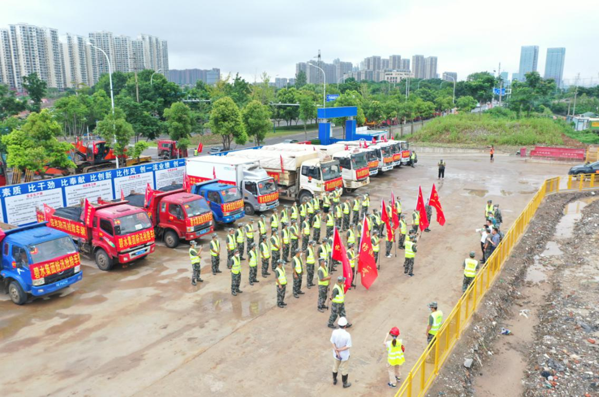 黃董檢查2分隊(duì).png 黃董檢查2分隊(duì).png